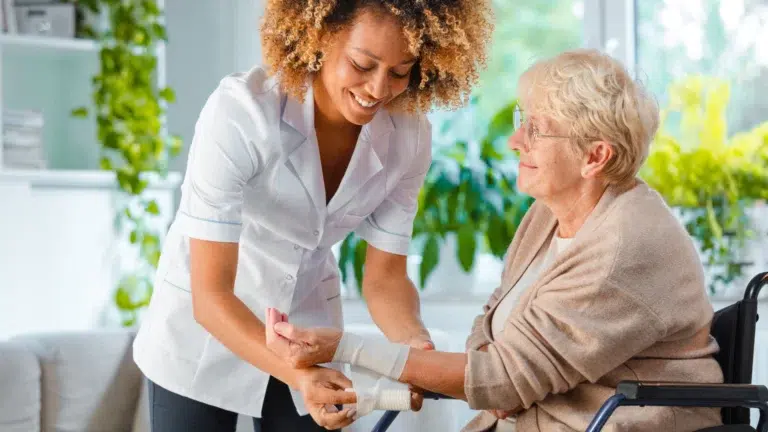 Suivi de plaies & coordination de soins : comment gagner du temps et améliorer vos transmissions ?