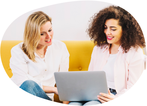 Une infirmière libérale remplaçante avec une patiente